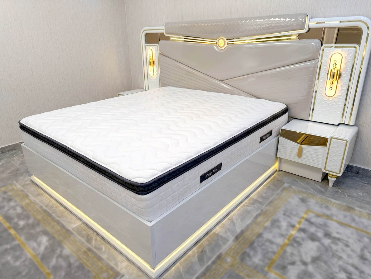 Schlafzimmer Set "Dubai" Bett Kleiderschrank Schminktisch LED