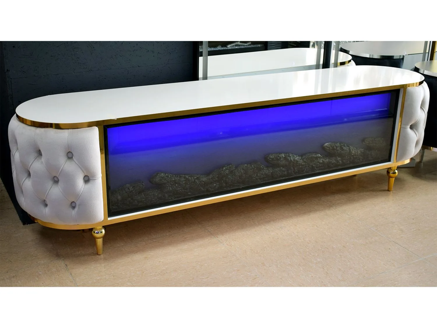 LED Chesterfield TV-Lowboard Deko Kamin "Hugo" 180 cm Beige / Gold
