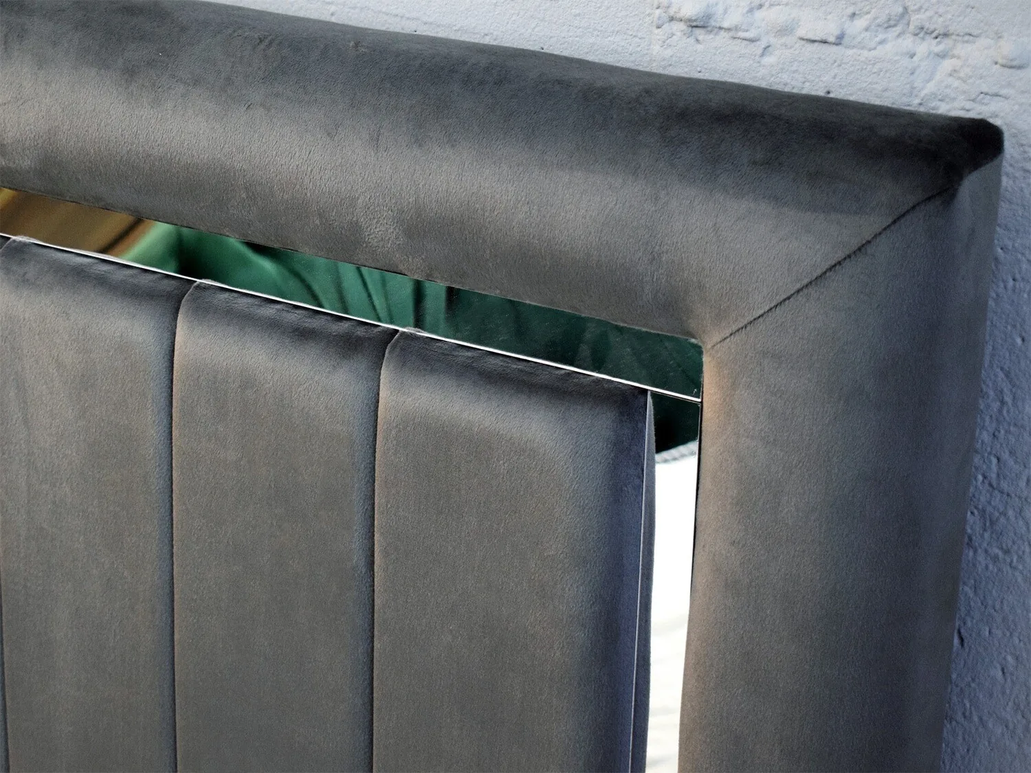 Design Einzelbett "Traum" 200 cm Farbauswahl + Matratze & Stauraum