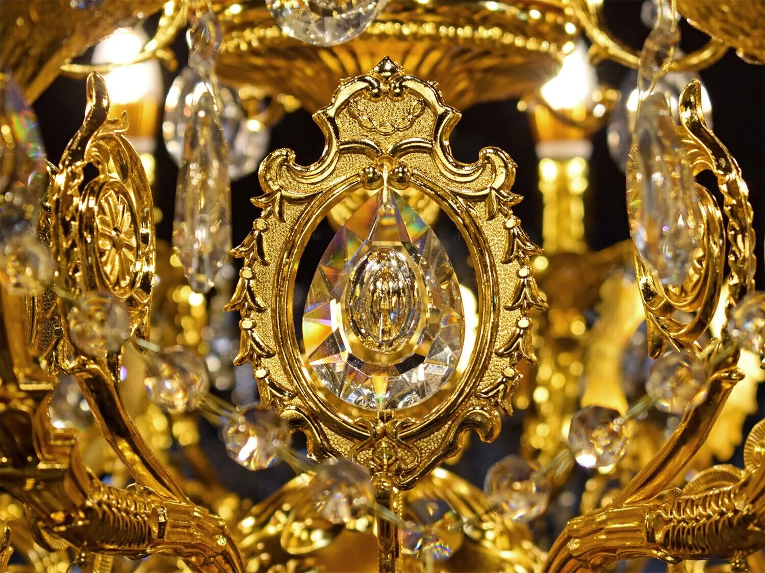 Kronleuchter "Richard" 10-armig Gold Kristall-Design Lüster