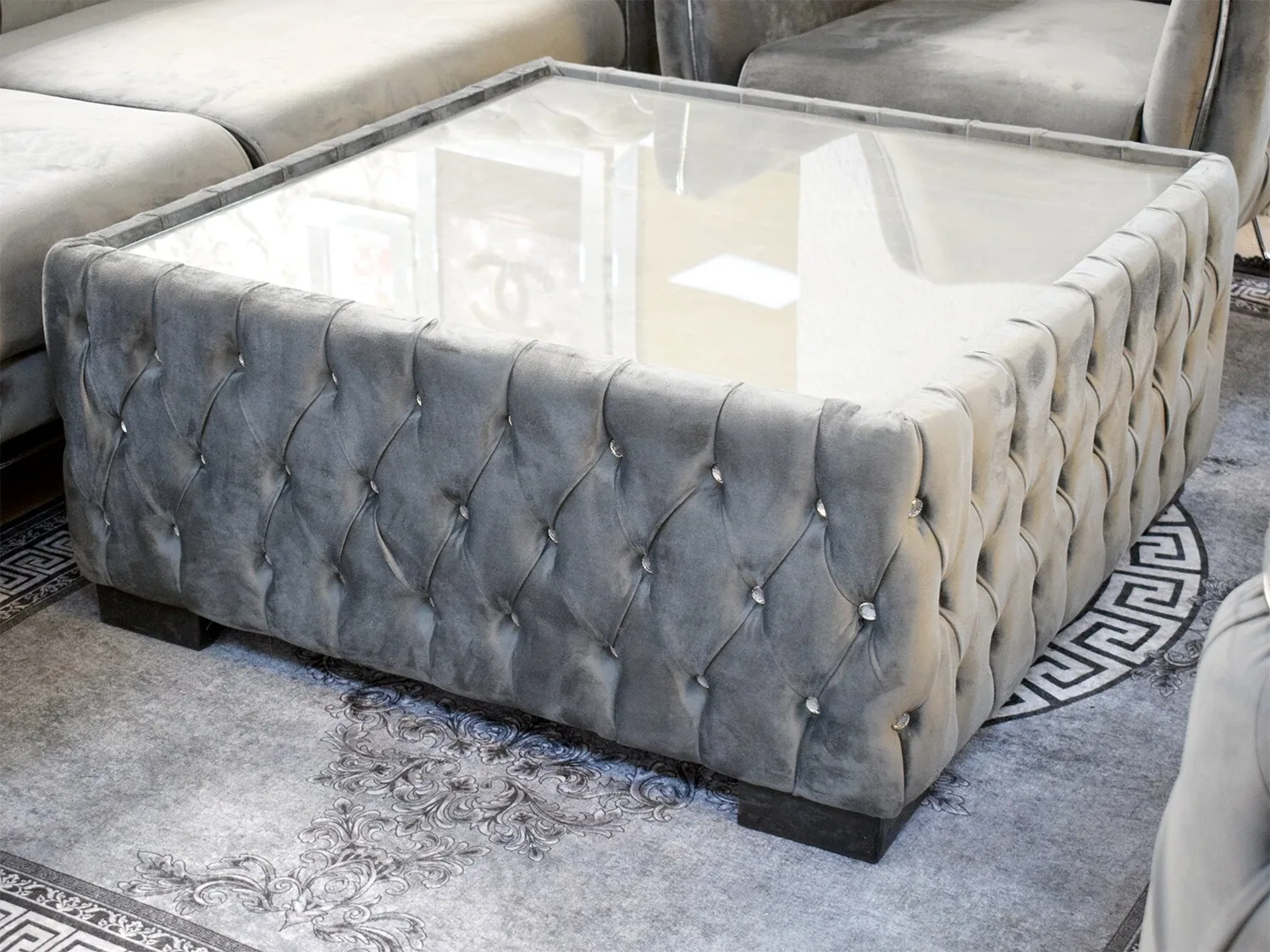 Chesterfield Couchtisch 100 cm Farbauswahl Glas "Diana"